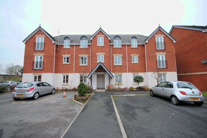 2 Bedroom Flat To Rent In Meadow View, Orrell, Wigan, WN5