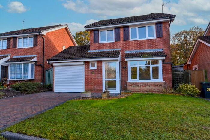 3 Bedroom Detached House To Rent In Sapphire Ridge, Waterlooville, PO7