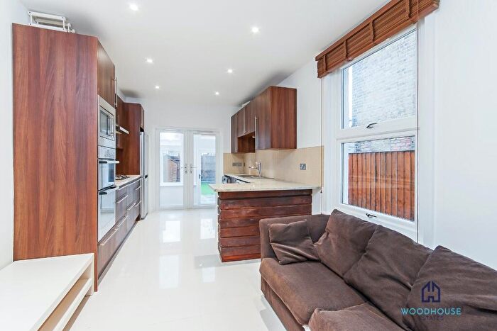 3 Bedroom Terraced House To Rent In Poynter Road, London, EN1