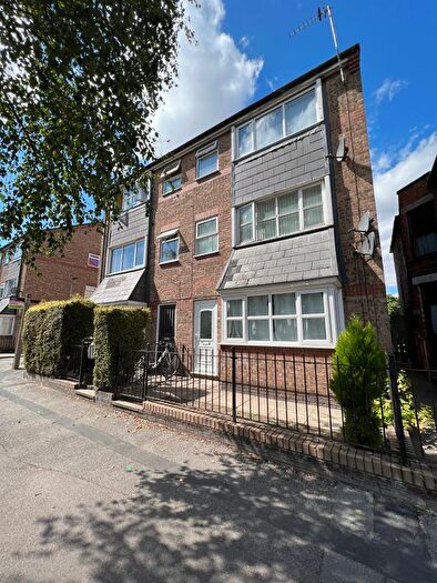 2 Bedroom Flat To Rent In Coultas Court, Albert Avenue, Kingston Upon Hull, HU3