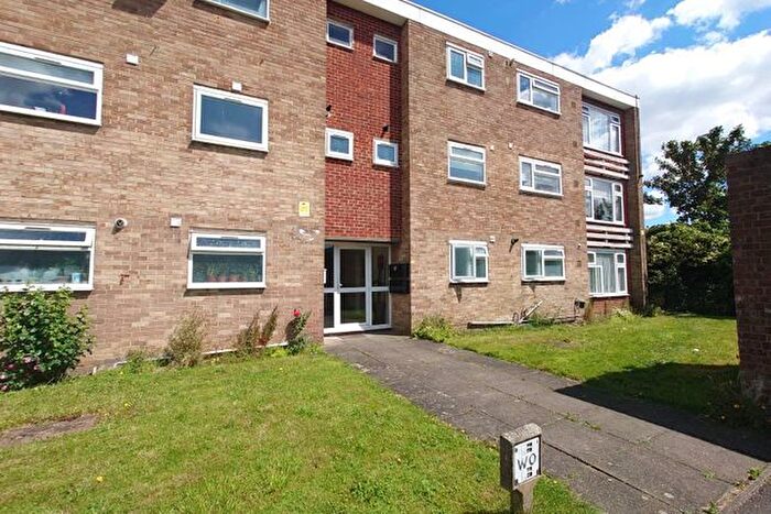 2 Bedroom Flat To Rent In Falling Lane, West Drayton, UB7