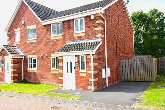 3 Bedroom Semi-Detached House To Rent In Parklands View, Aston, Sheffield, S26