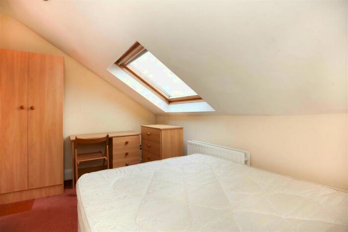 5 Bedroom Maisonette To Rent In (£pppw) Warwick Street, Heaton, NE6