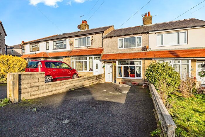 2 Bedroom Terraced House For Sale In Sandhall Drive, Halifax, HX2