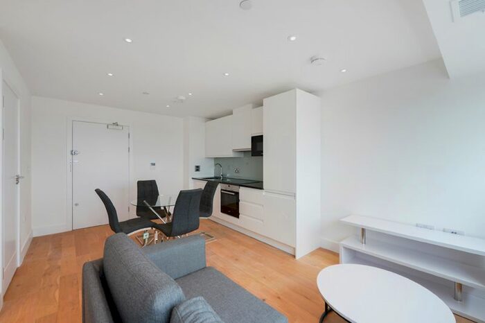 1 Bedroom Flat To Rent In The Residences, Edridge Road, Croydon, CR0