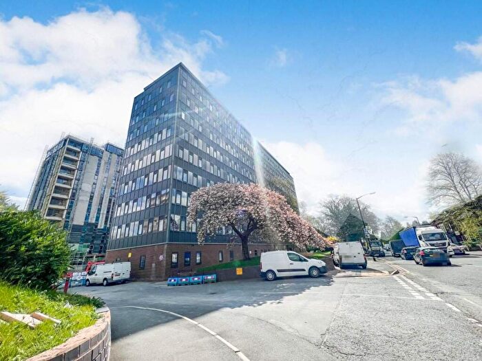 1 Bedroom Flat To Rent In Park Rise, Seymour Grove, Hulme, Manchester, M16