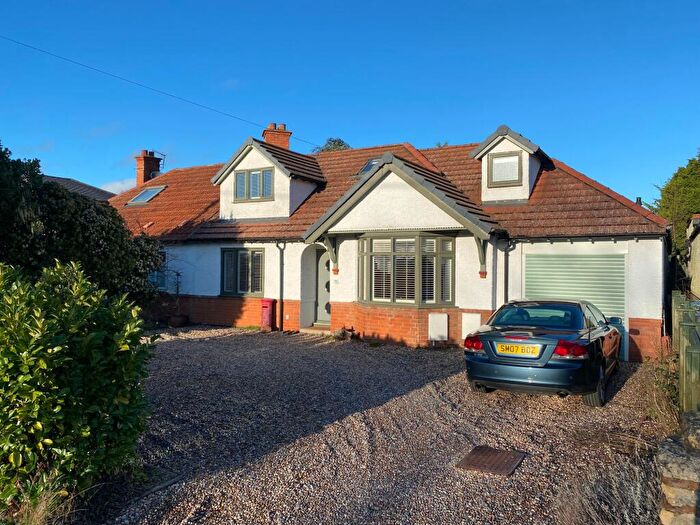 4 Bedroom Semi-Detached Bungalow For Sale In Loxley Road, Stratford-Upon-Avon, CV37