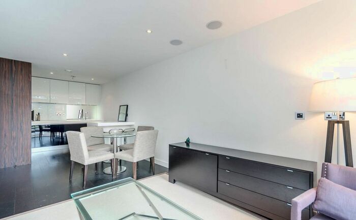 1 Bedroom Flat To Rent In Caro Point, Grosvenor Waterside, Gatliff Road, SW1W