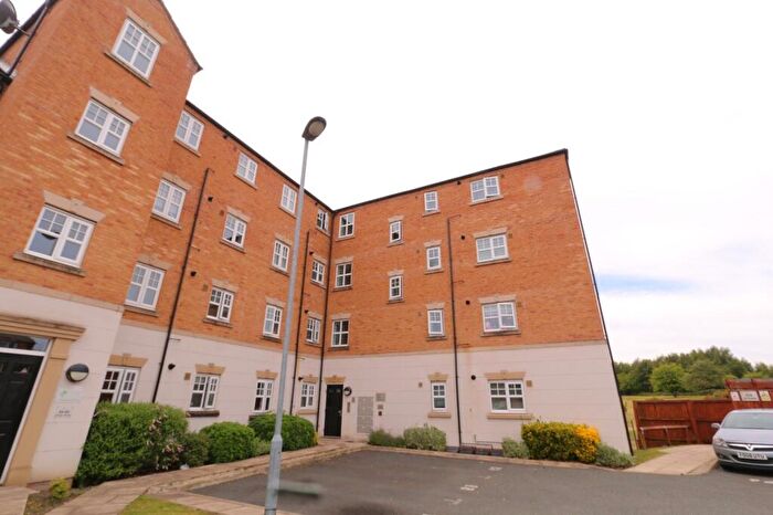 2 Bedroom Flat To Rent In Kings Road, Audenshaw, Manchester, Greater Manchester, M34