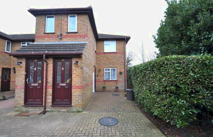 1 Bedroom Maisonette To Rent In Warren Road, Bexleyheath, DA6