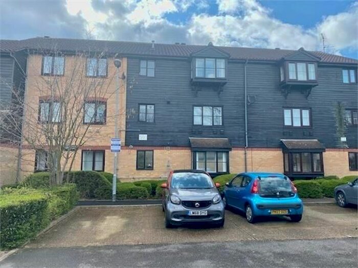 Studio To Rent In Kilberry Close, Osterley, Isleworth, TW7