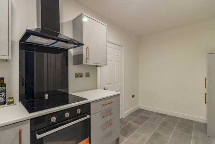 3 Bedroom Terraced House To Rent In Tynybedw Street, Treorchy, CF42