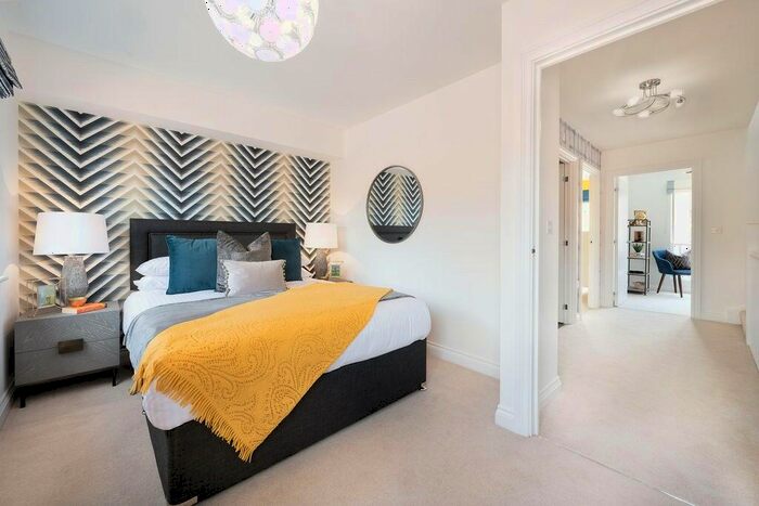 2 Bedroom Flat For Sale In Merrileas Drive, Oxshott, KT22