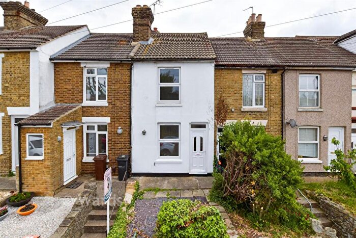 2 Bedroom Terraced House For Sale In Fant Lane, Maidstone, Kent, ME16