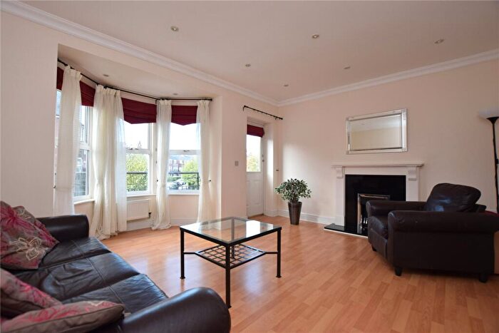4 Bedroom Town House To Rent In Thornbury Avenue, Far Headingley, Leeds, West Yorkshire, LS16