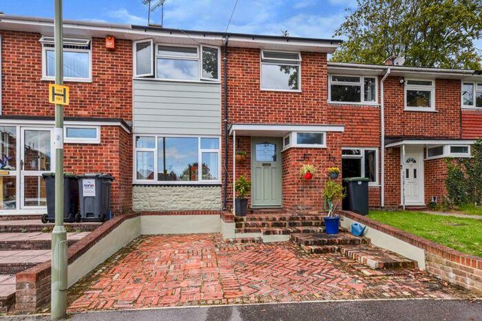 3 Bedroom Terraced House To Rent In Abbots Close, Purbrook, PO7