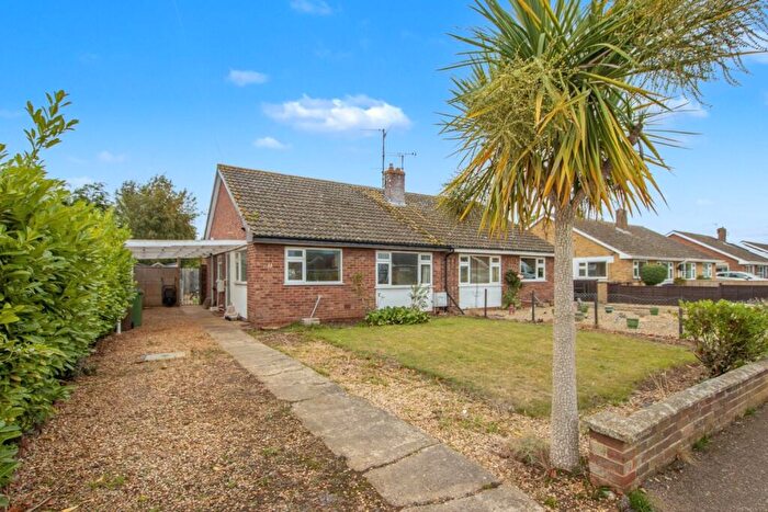 2 Bedroom Semi-Detached Bungalow For Sale In Queen Elizabeth Drive, Dersingham, PE31