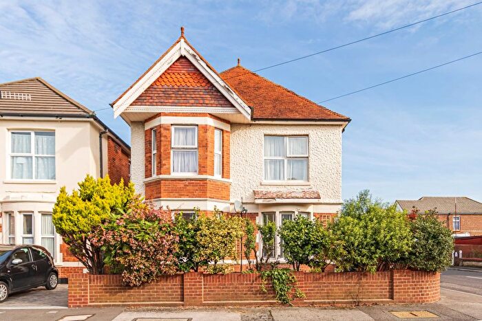 5 Bedroom Detached House For Sale In Oak Road, Bournemouth, Dorset, BH8