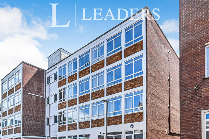 1 Bedroom Apartment To Rent In Lurke Street, Bedford, MK40