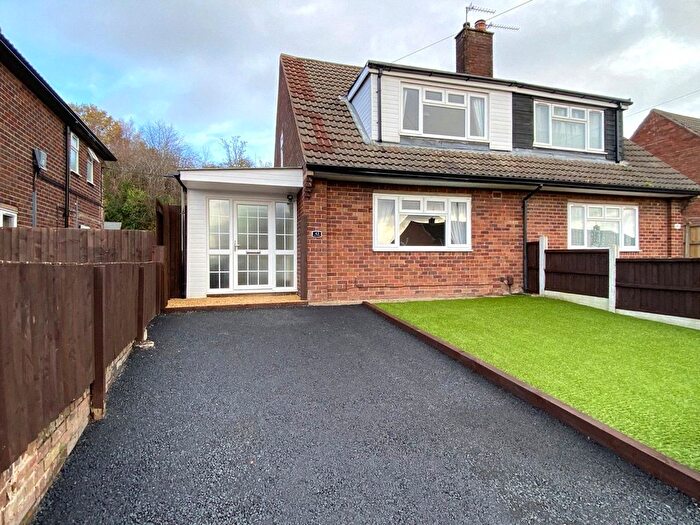 3 Bedroom Semi Detached House For Sale In Fifth Avenue, Ketley Bank, Telford, Shropshire, TF2