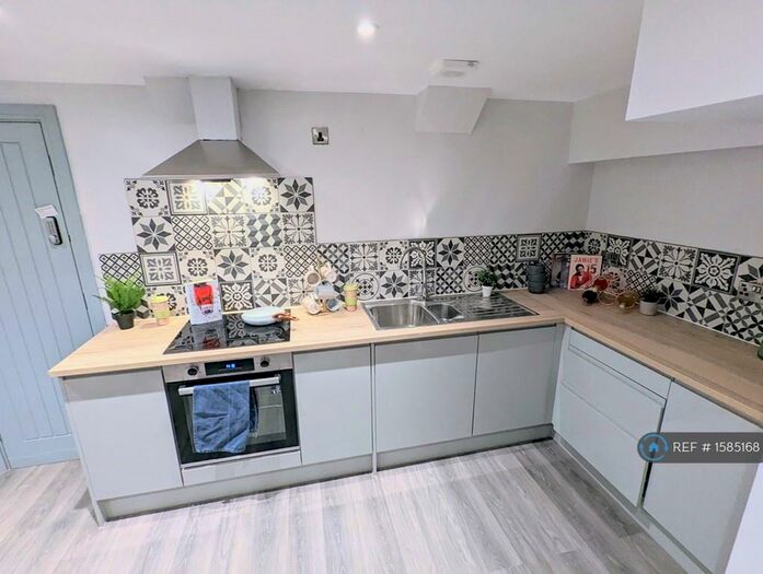 2 Bedroom Flat To Rent In Bowling Green Street, Leicester, LE1