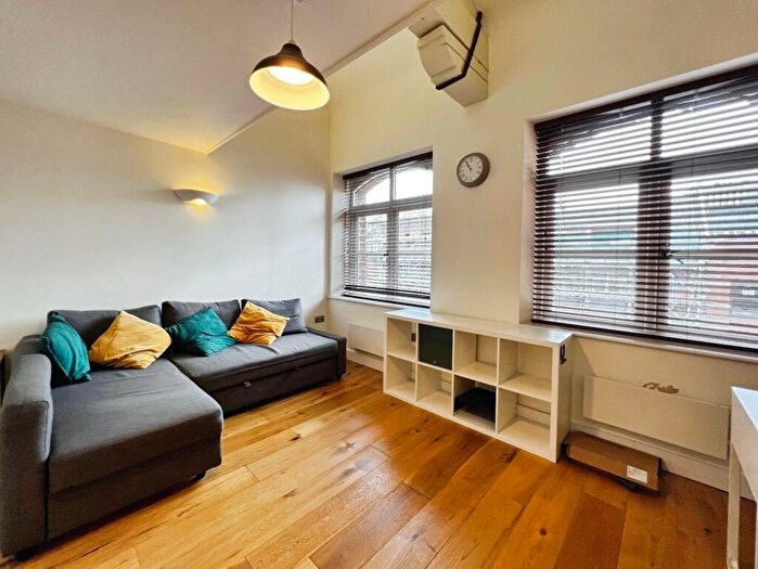 1 Bedroom Flat To Rent In Park Place, Leeds, LS1