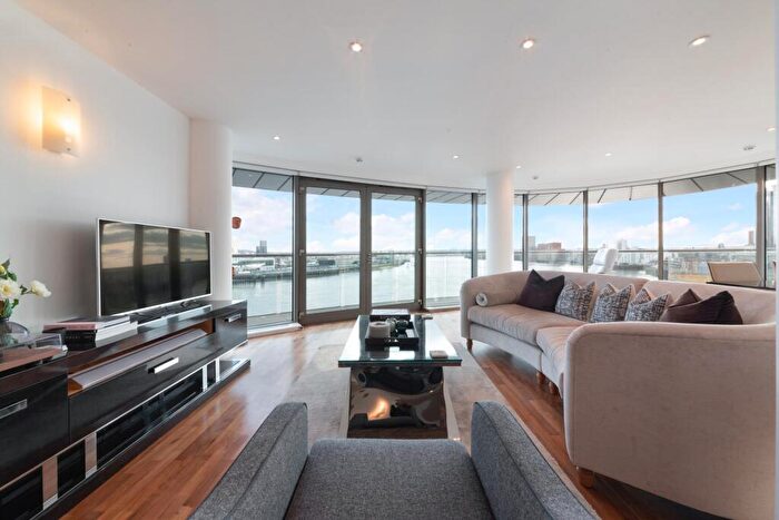 2 Bedroom Apartment For Sale In New Providence Wharf, Fairmont Avenue, London, E14