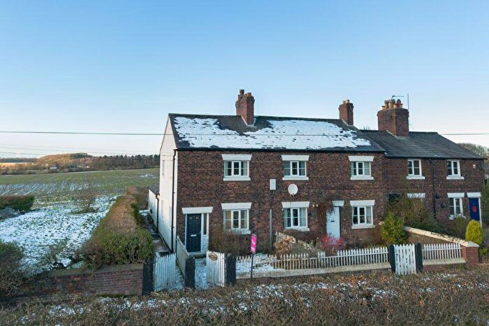 2 Bedroom End Of Terrace House For Sale In Coal Pit Lane, Bickerstaffe, L39