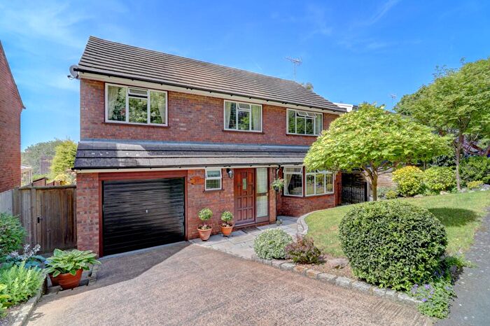 4 Bedroom Detached House For Sale In Bailey Close, High Wycombe, Buckinghamshire, HP13