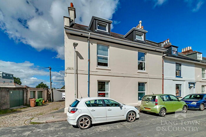 6 Bedroom Terraced House For Sale In Acre Place, Stoke, Plymouth, PL1
