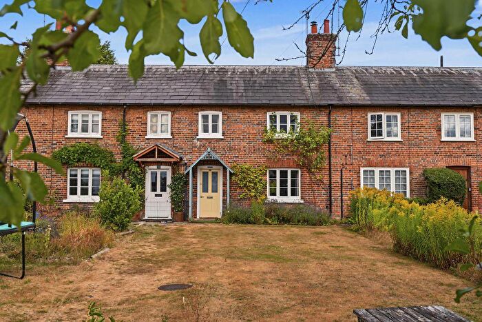 3 Bedroom Terraced House For Sale In Aldbury, HP23