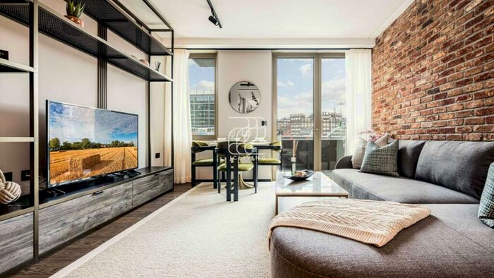 Flat To Rent In The Stage Marketing Suite, Curtain Rd, EC2A