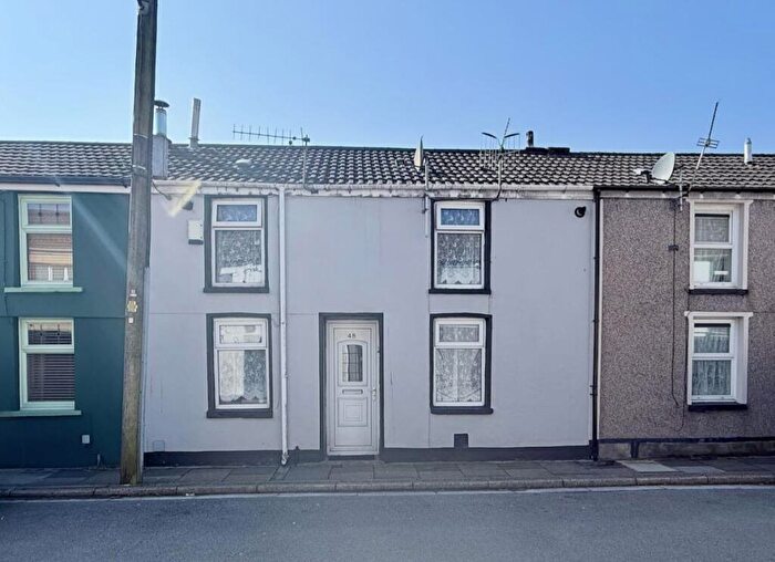 3 Bedroom Terraced House For Sale In Regent Street, Aberdare, CF44