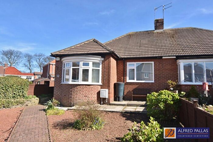 2 Bedroom Semi-Detached Bungalow For Sale In Deepdene Grove, Seaburn, SR6