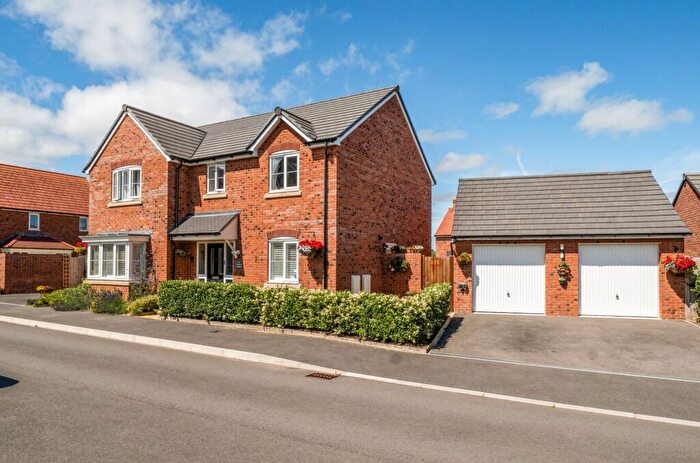 4 Bedroom Detached House For Sale In Anstey Gardens, Falfield, GL12