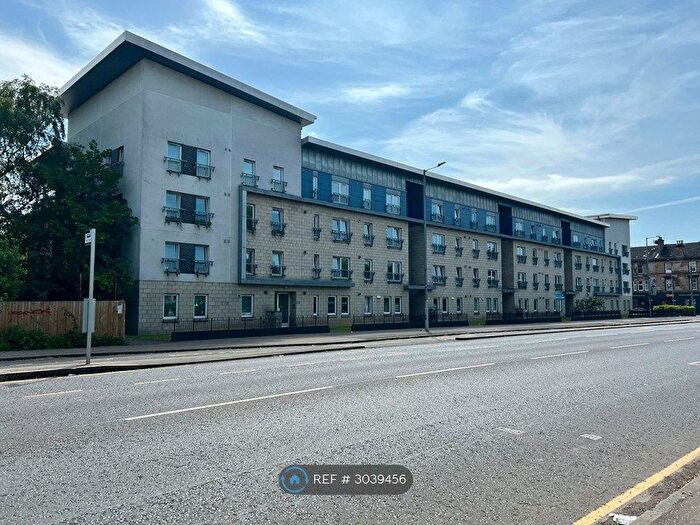 2 Bedroom Flat To Rent In Shields Road, Glasgow, G41