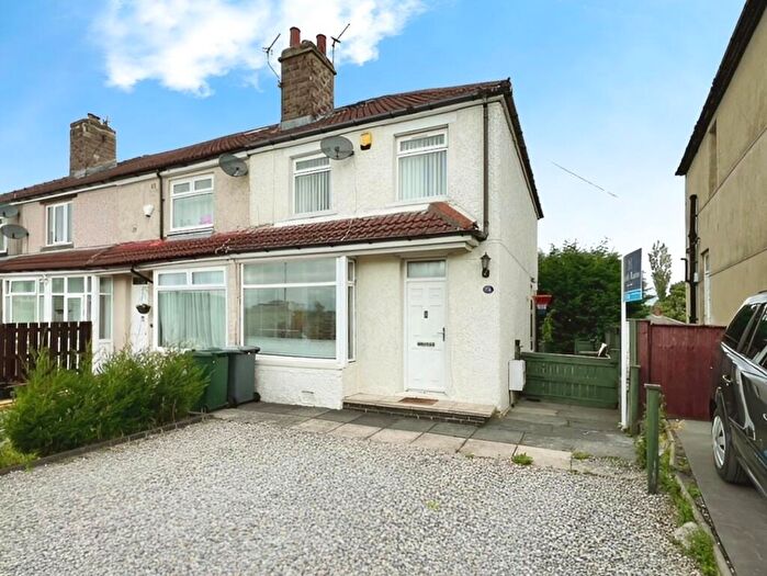 2 Bedroom End Of Terrace House For Sale In Carr House Gate, Wyke, Bradford, West Yorkshire, BD12