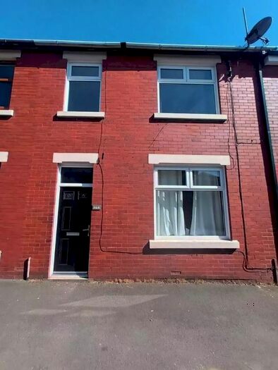 3 Bedroom Terraced House To Rent In Brook Street, Preston, PR2