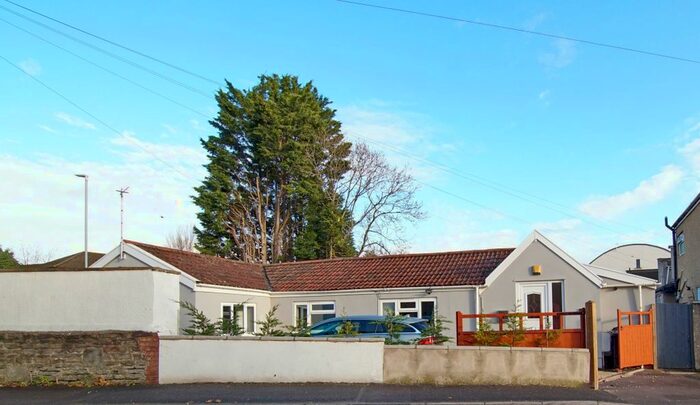 4 Bedroom Detached Bungalow To Rent In Stanley Road, Warmley, Bristol BS15