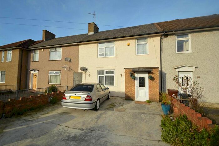 3 Bedroom Property To Rent In Campden Crescent, Becontree, Dagenham, RM8