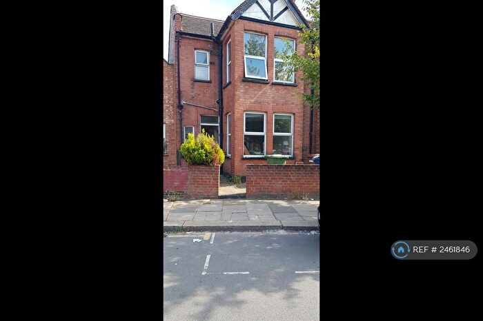 3 Bedroom End Of Terrace House To Rent In Graham Road, Harrow, HA3