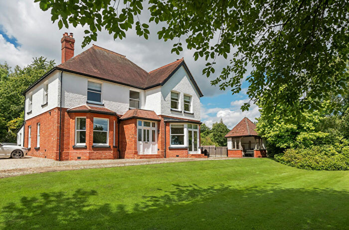 4 Bedroom Detached House For Sale In Ashley Road, Uffculme, Cullompton, Devon, EX15