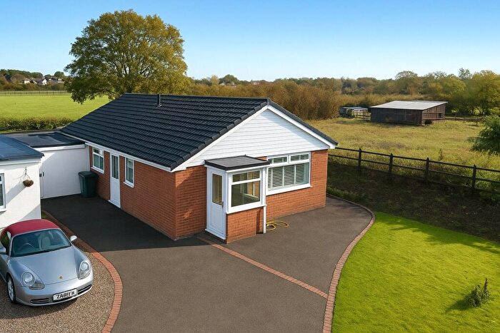 2 Bedroom Bungalow For Sale In South Hey Road, Irby, Wirral, CH61