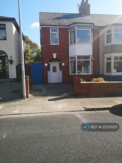 3 Bedroom Semi-Detached House To Rent In Maurice Grove, Bispham Blackpool, FY2