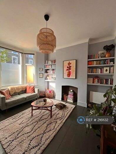 1 Bedroom Flat To Rent In Linscott Road, London, E5