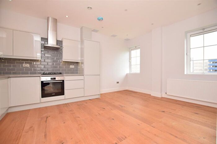 1 Bedroom Flat To Rent In Newfoundland Circus, Bristol, BS2