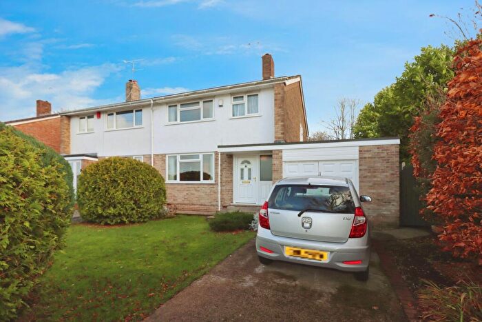 3 Bedroom Semi Detached House For Sale In Sunridge, Downend, Bristol, BS16