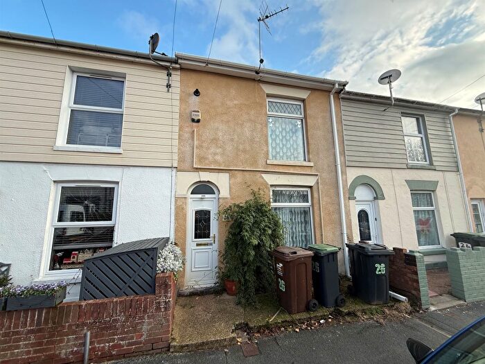 3 Bedroom Terraced House For Sale In Queens Road, Gosport, PO12