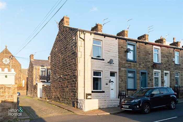 2 Bedroom End Of Terrace House To Rent In Gill Street, Colne, BB8