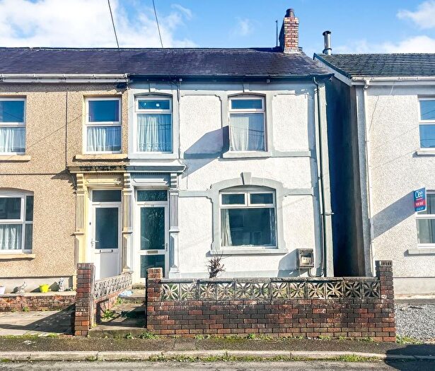 3 Bedroom Semi Detached House For Sale In Tirycoed Road, Glanamman, Ammanford, SA18